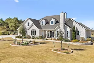 105 Deer Vly Dr, Georgetown, TX 78628 - Photo 1