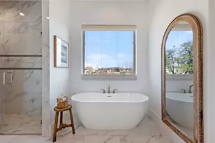 105 Deer Vly Dr, Georgetown, TX 78628 - Photo 17