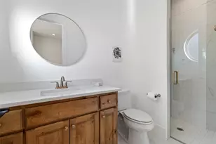 105 Deer Vly Dr, Georgetown, TX 78628 - Photo 31