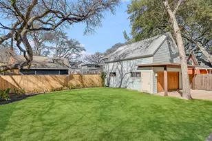 2704 Oakhurst Ave, Austin, TX 78703 - Photo 19