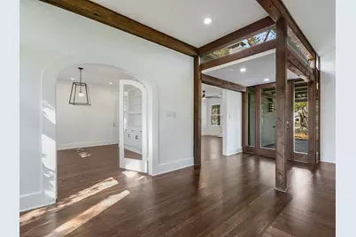 2704 Oakhurst Avenue, Austin, TX 78703 - Photo 3
