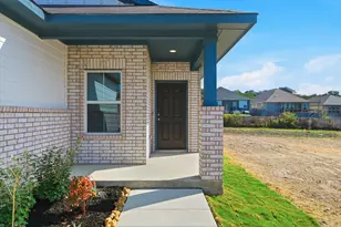 2326 Croaker Crk, San Antonio, TX 78245 - Photo 3