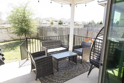 304 Winding Hollow Lane, Georgetown, TX 78628 - Photo 17