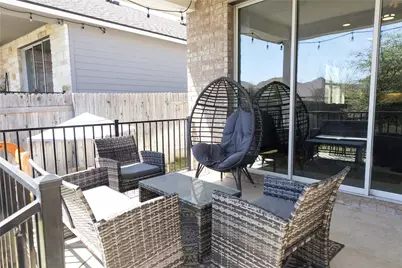 304 Winding Hollow Lane, Georgetown, TX 78628 - Photo 17