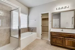 1713 Greenside Trail, Round Rock, TX 78665 - Photo 13