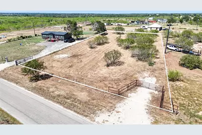 4049 Old Colony Line Road, Dale, TX 78616 - Photo 15