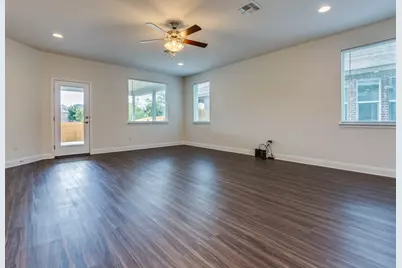 9401 Margaret Jewel Lane, Austin, TX 78748 - Photo 9