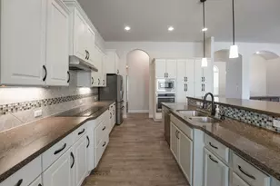 112 Haven Cove, Hutto, TX 78634 - Photo 11