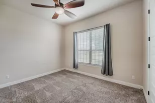 112 Haven Cove, Hutto, TX 78634 - Photo 23