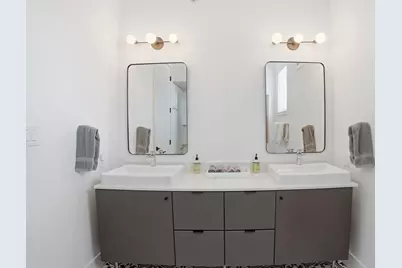 2709 E 5th Street #1306, Austin, TX 78702 - Photo 15