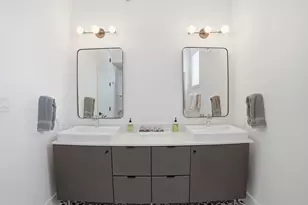 2709 E 5th St., Austin, TX 78702 - Photo 15