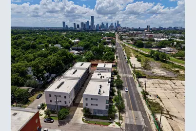 2709 E 5th Street #1306, Austin, TX 78702 - Photo 21