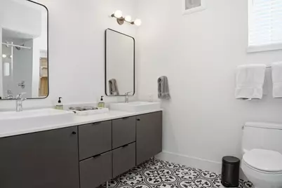 2709 E 5th Street #1306, Austin, TX 78702 - Photo 13