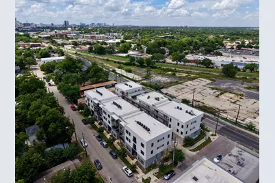 2709 E 5th Street #1306, Austin, TX 78702 - Photo 23