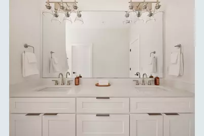 1215 Fort Branch Boulevard #1, Austin, TX 78721 - Photo 27