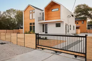 1215 Fort Branch Blvd, Austin, TX 78721 - Photo 1