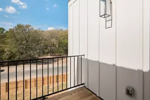 1215 Fort Branch Blvd, Austin, TX 78721 - Photo 33