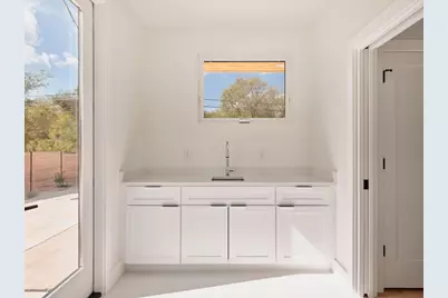 1215 Fort Branch Boulevard #1, Austin, TX 78721 - Photo 21