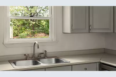 206 E Skyview Road, Austin, TX 78752 - Photo 11