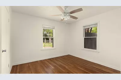 206 E Skyview Road, Austin, TX 78752 - Photo 21
