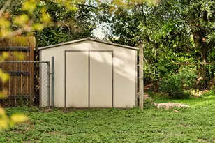 206 E Skyview Rd, Austin, TX 78752 - Photo 31