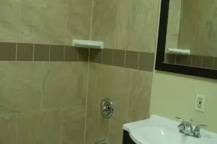 403 E 35th St, Austin, TX 78705 - Photo 5