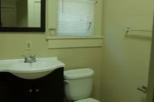 403 E 35th St, Austin, TX 78705 - Photo 3