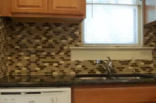 403 E 35th St, Austin, TX 78705 - Photo 9