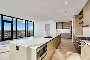 610 Davis St, Austin, TX 78701 - Photo 3