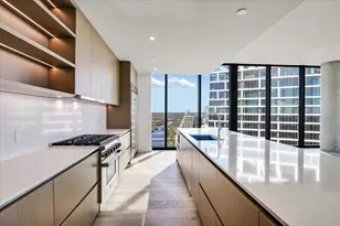 610 Davis St, Austin, TX 78701 - Photo 5