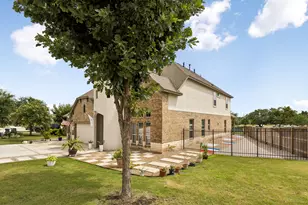 106 Groesbeck Ln, Leander, TX 78641 - Photo 3
