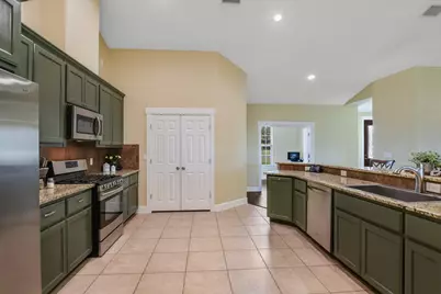 212 Christine Lane, Liberty Hill, TX 78642 - Photo 7
