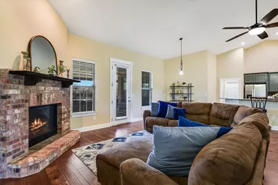 212 Christine Lane, Liberty Hill, TX 78642 - Photo 9