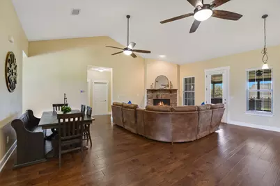 212 Christine Lane, Liberty Hill, TX 78642 - Photo 15