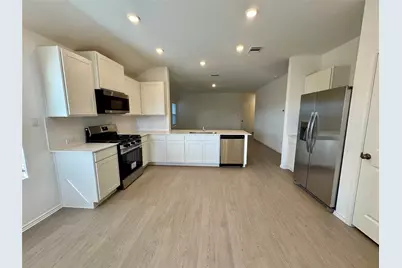 1406 Roaming Oak Bend, Georgetown, TX 78628 - Photo 3