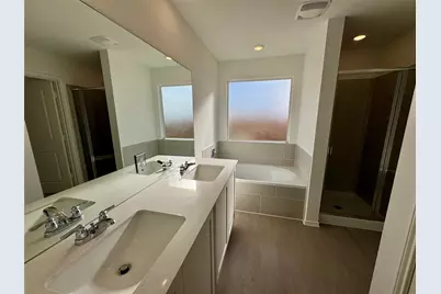 1406 Roaming Oak Bend, Georgetown, TX 78628 - Photo 9