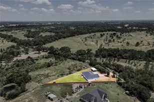 537 Lower Elgin Rd, Elgin, TX 78621 - Photo 31