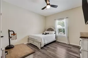 537 Lower Elgin Rd, Elgin, TX 78621 - Photo 17