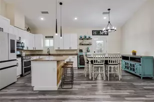 537 Lower Elgin Rd, Elgin, TX 78621 - Photo 11
