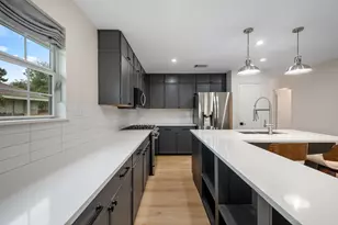 8322 Doe Meadow Dr, Austin, TX 78749 - Photo 13