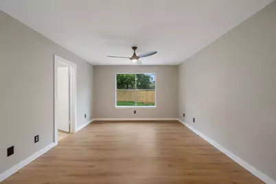 8322 Doe Meadow Drive, Austin, TX 78749 - Photo 23