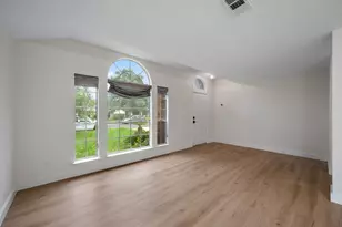 8322 Doe Meadow Dr, Austin, TX 78749 - Photo 7