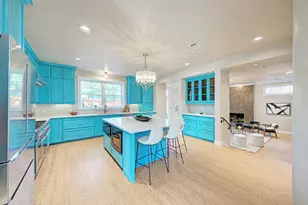 2308 Forest Ave, Austin, TX 78704 - Photo 13