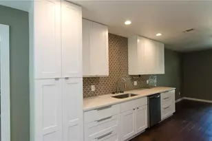 2007 Teakwood Dr, Austin, TX 78757 - Photo 7