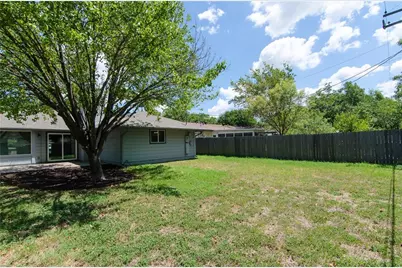 2007 Teakwood Drive, Austin, TX 78757 - Photo 19