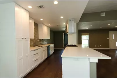 2007 Teakwood Drive, Austin, TX 78757 - Photo 5