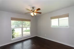 2007 Teakwood Dr, Austin, TX 78757 - Photo 13