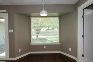 2007 Teakwood Dr, Austin, TX 78757 - Photo 9