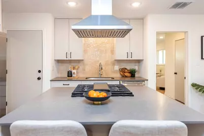 8101 Parkdale Drive, Austin, TX 78757 - Photo 7