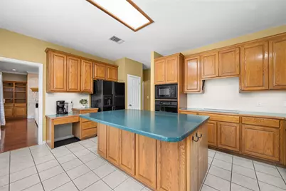108 Thornwood Road, Georgetown, TX 78628 - Photo 15